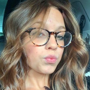 Meet your Posher, Allie